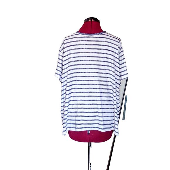 A.n.a Top Blue White Women Size 1X Striped V Neck Pocket Short Sleeves - Picture 2 of 6
